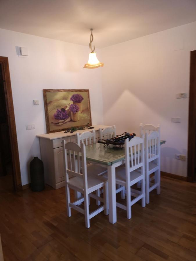 Residencial Valle De Benasque Extérieur photo